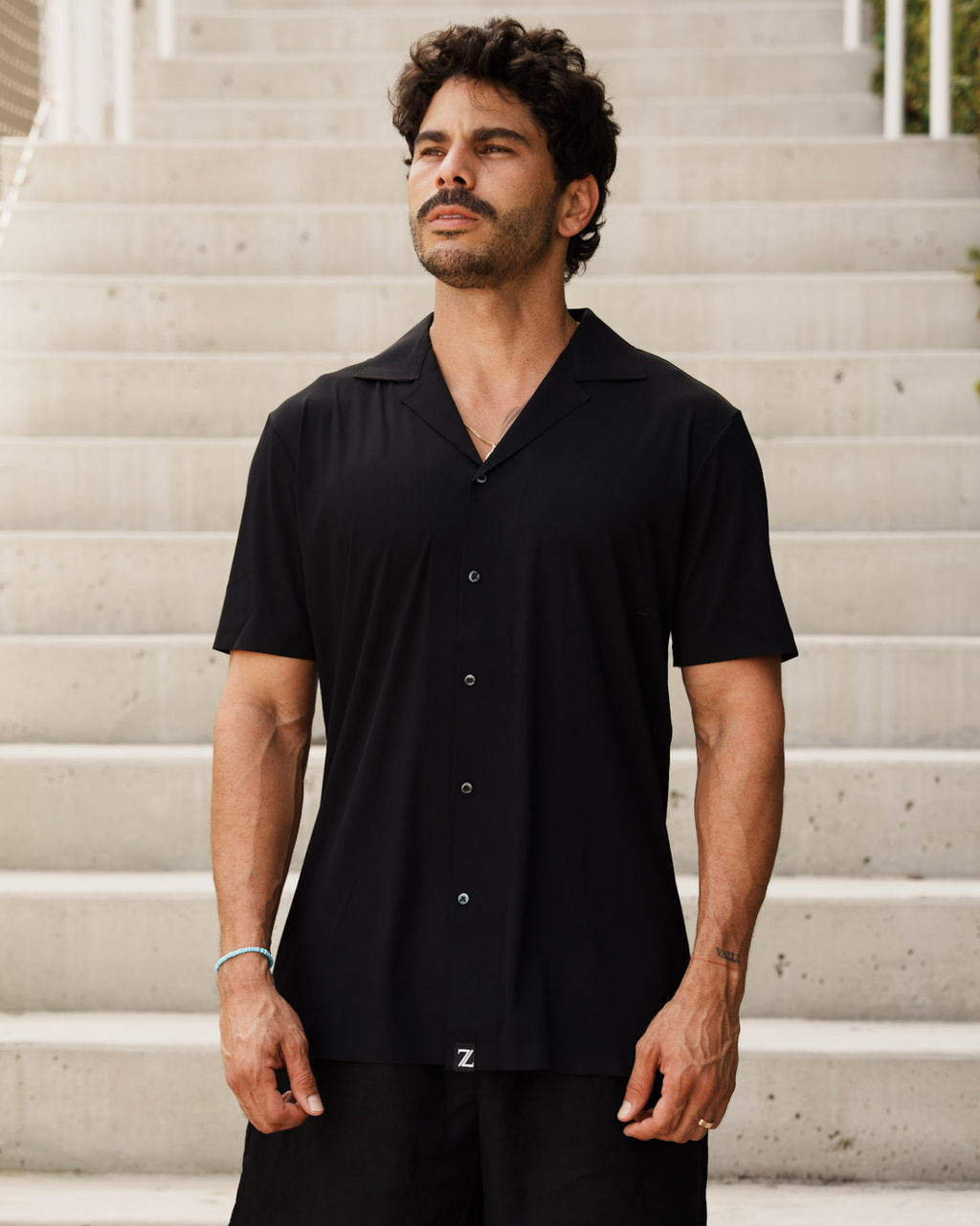 OPEN COLLAR CLASSIC LIGHT SHIRT