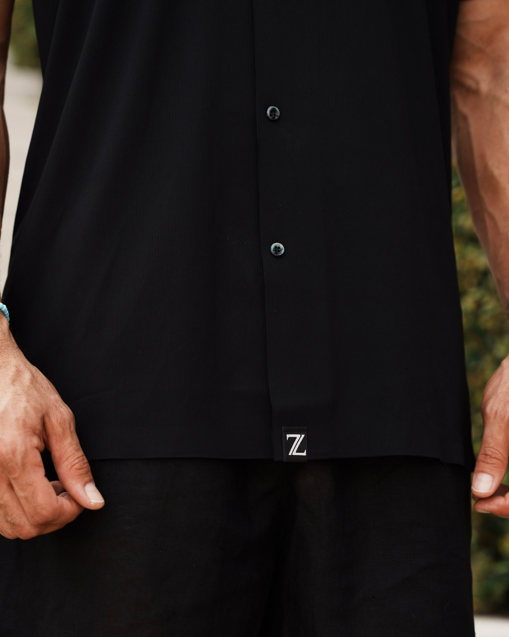 OPEN COLLAR CLASSIC LIGHT SHIRT