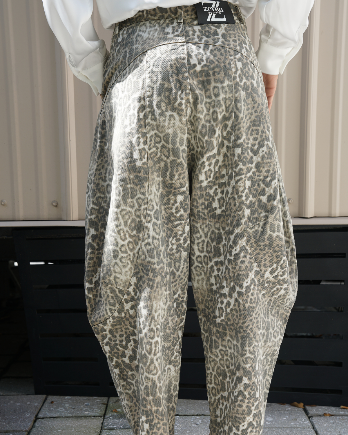 ZEVEN INCHEETAH JEANS