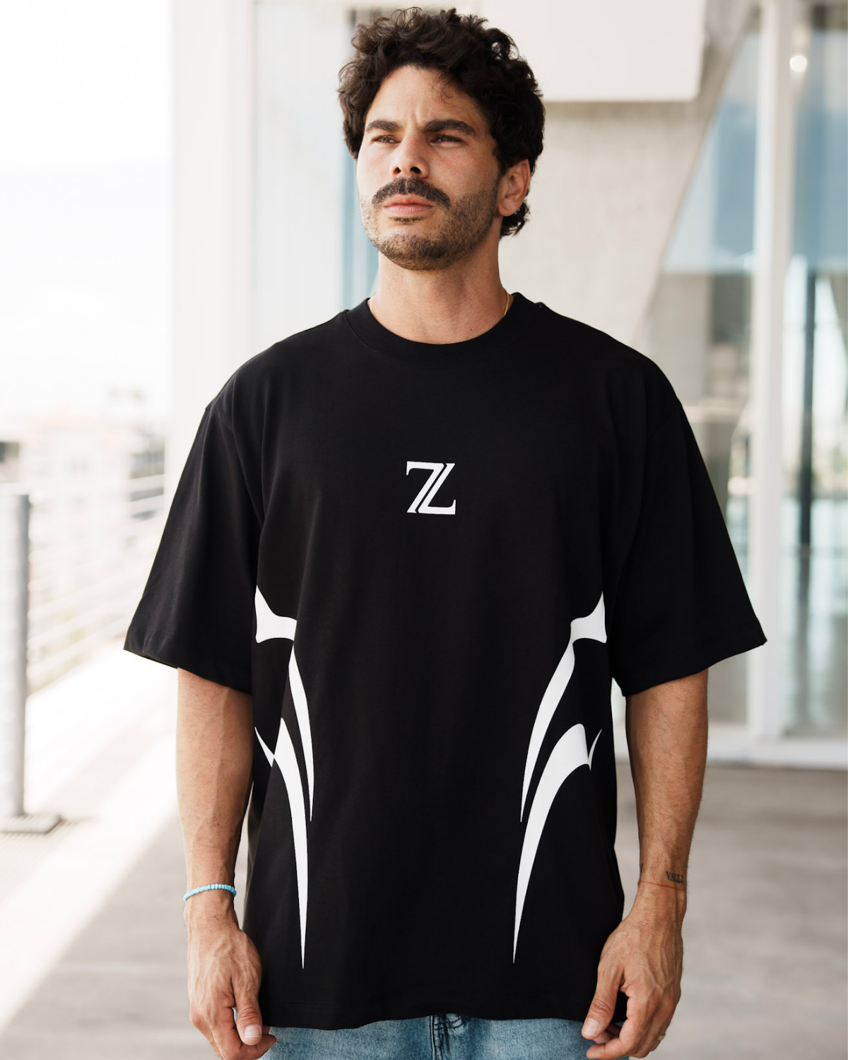 THE FUTURISTIC T-SHIRT