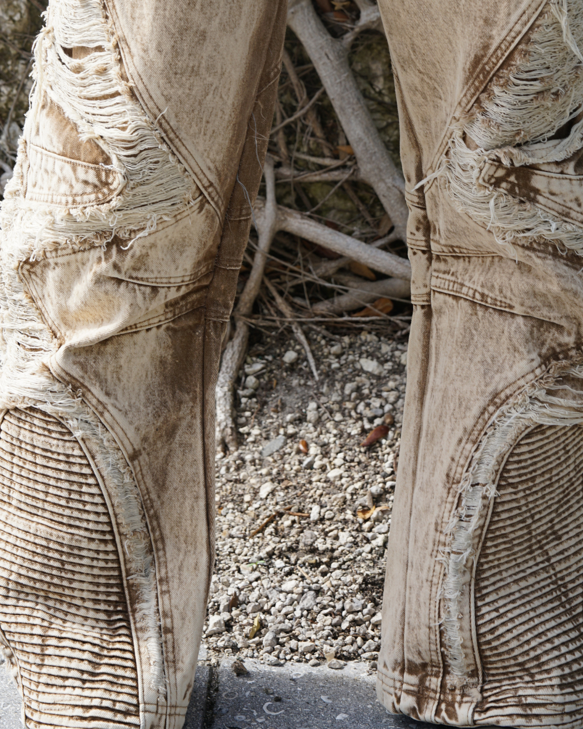 ZEVEN RIPPED CAKE JEANS