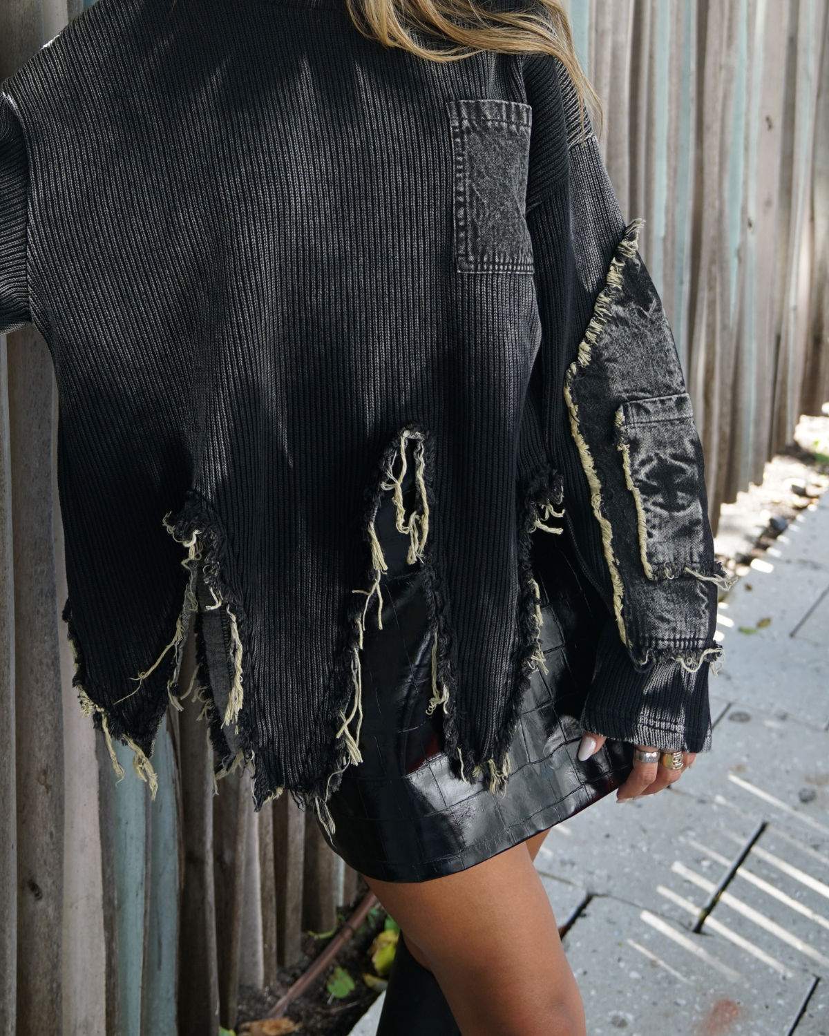 ZEVEN DESCONSTRUCTIVE SWEATER