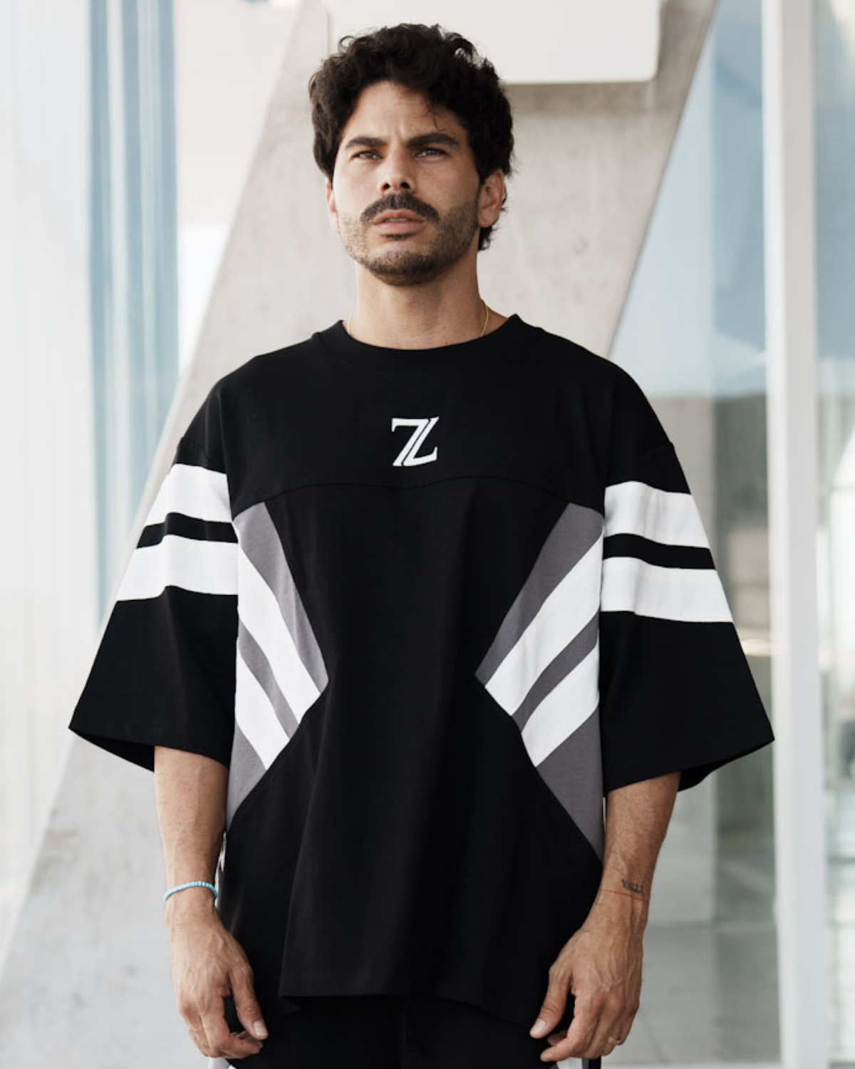 UNDER SOUL STYLE  T-SHIRT