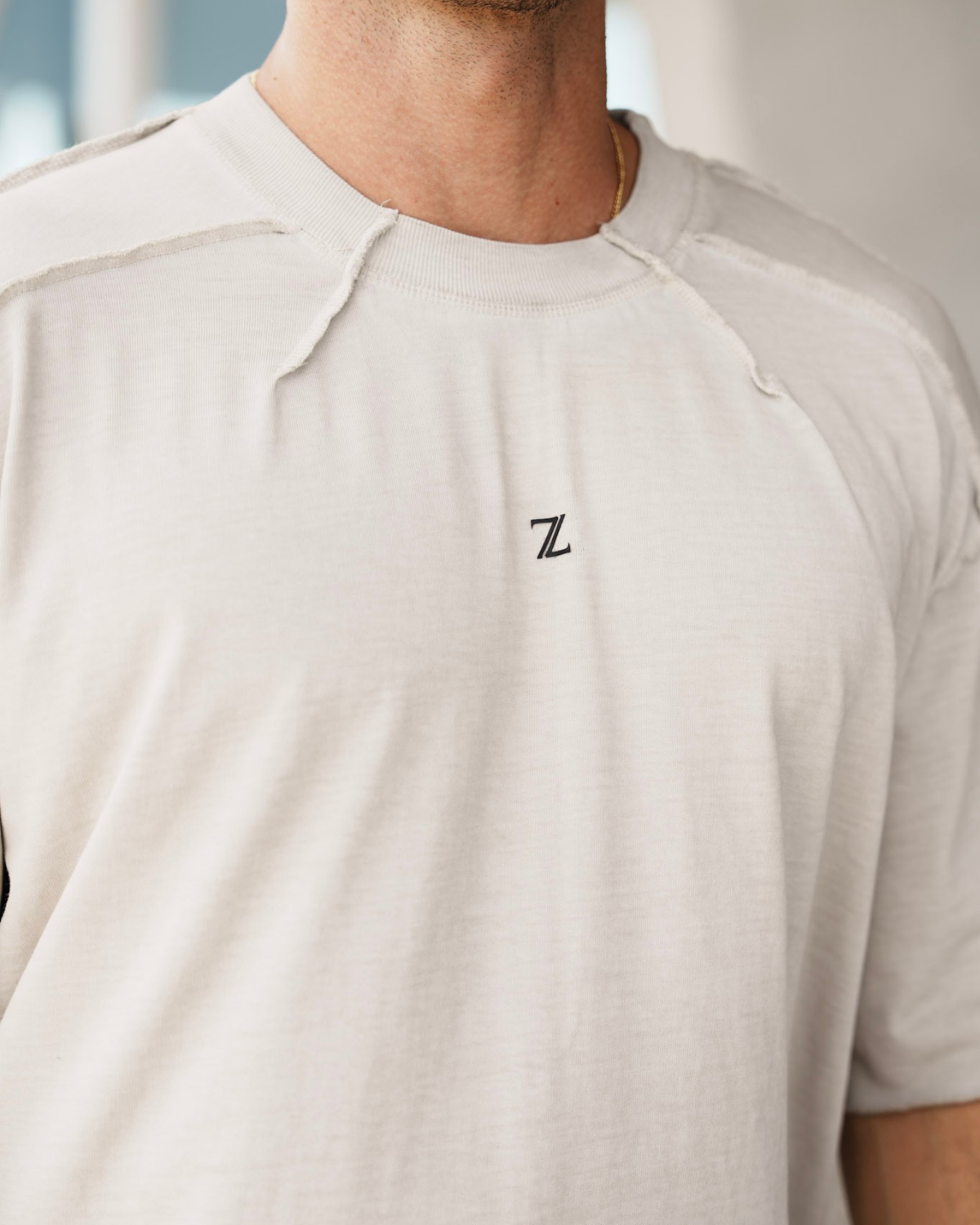 THE ICONIC ZEVEN T-SHIRT