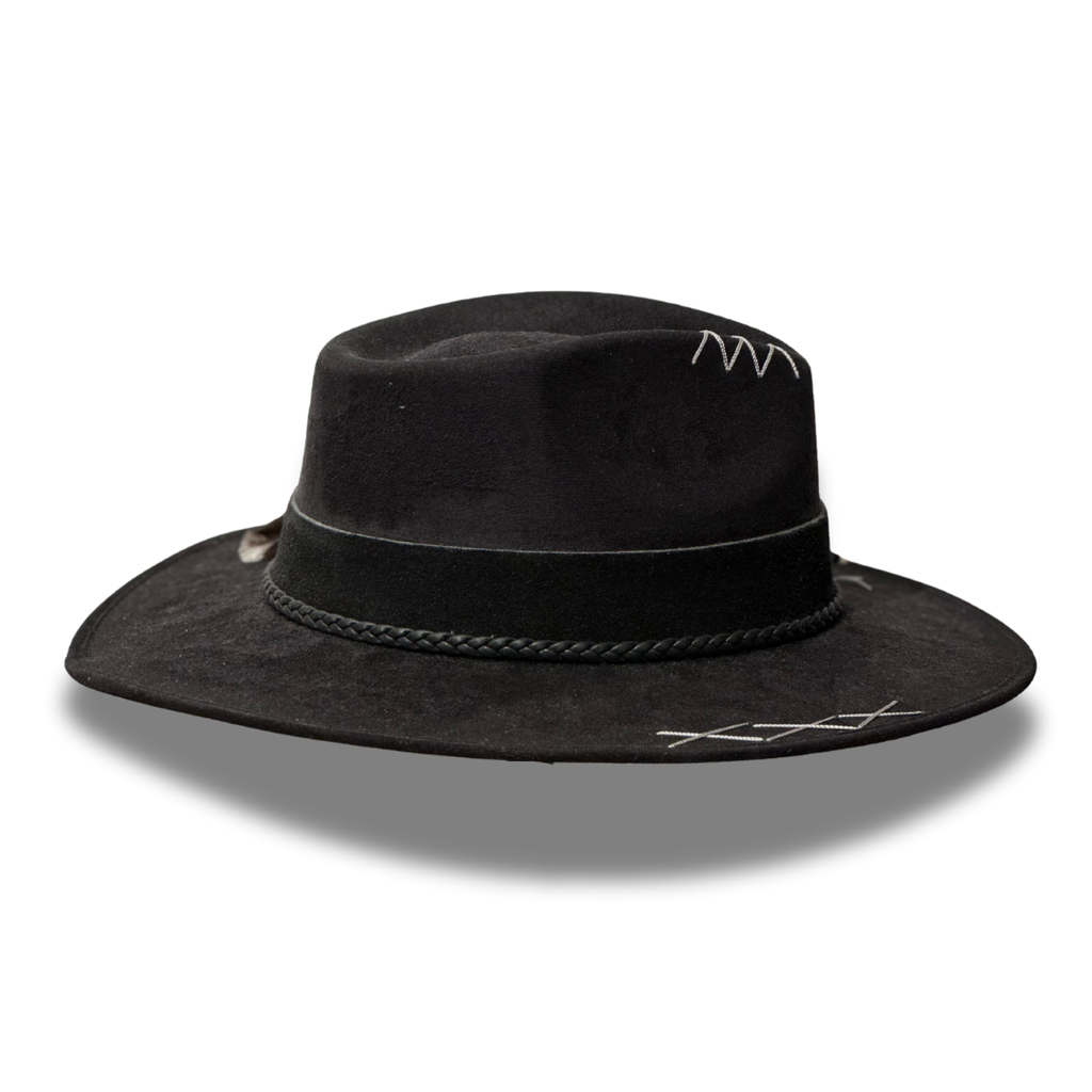 ZEVEN THE LONG FEATHER