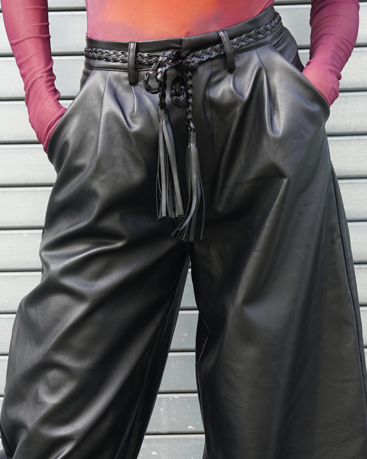 ZEVEN LEATHER BLACK PANTS SKULL